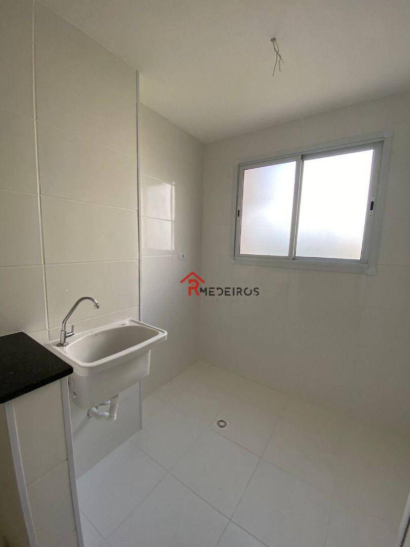 Apartamento à venda com 2 quartos, 87m² - Foto 4