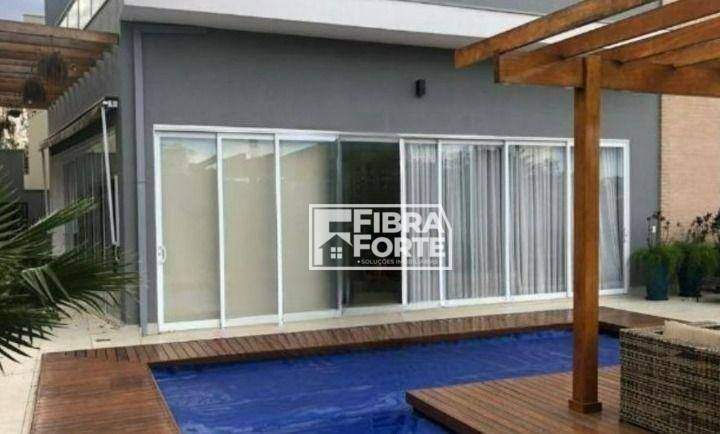 Casa de Condomínio à venda com 3 quartos, 325m² - Foto 1