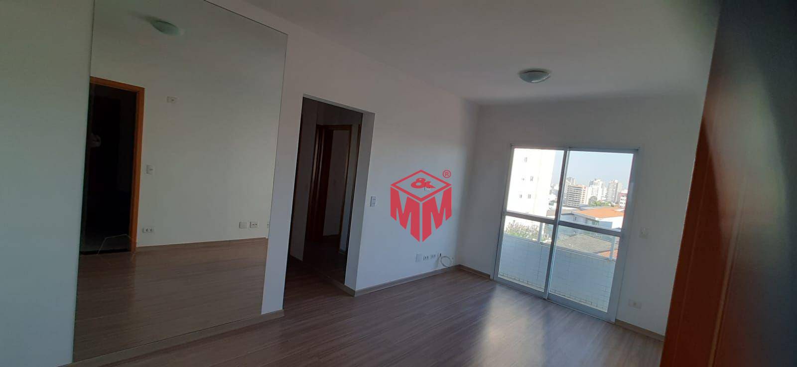 Apartamento à venda com 3 quartos, 70m² - Foto 1