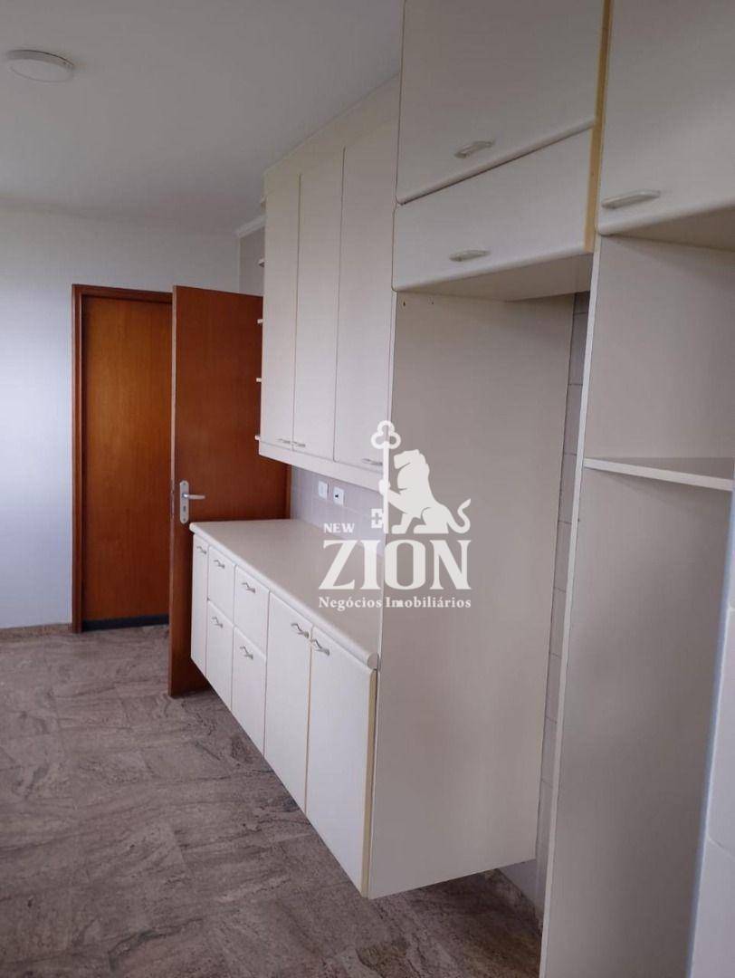 Apartamento para alugar com 3 quartos, 166m² - Foto 24