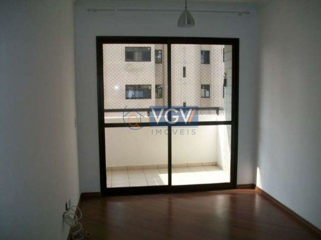 Apartamento para alugar com 3 quartos, 77m² - Foto 5