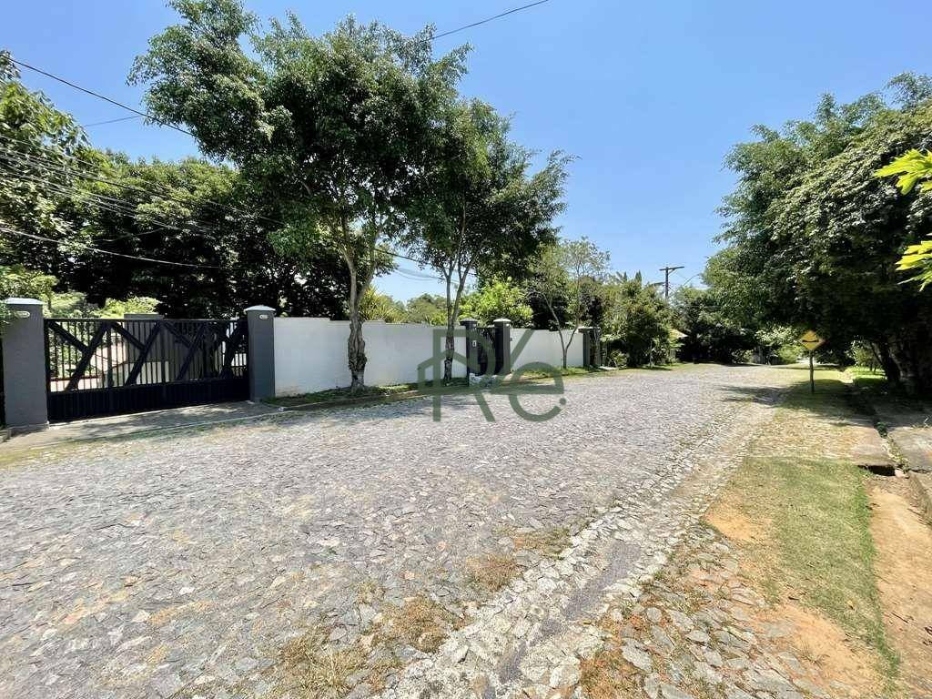 Casa de Condomínio à venda com 4 quartos, 408m² - Foto 3