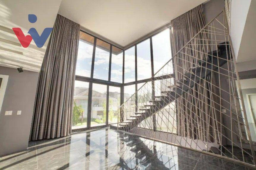 Casa de Condomínio à venda com 4 quartos, 615m² - Foto 3