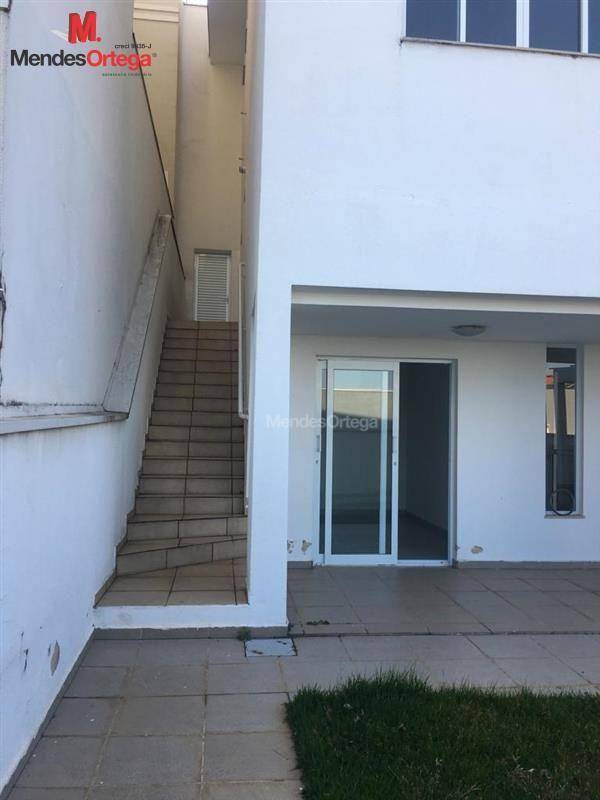 Casa de Condomínio para alugar com 3 quartos, 300m² - Foto 24