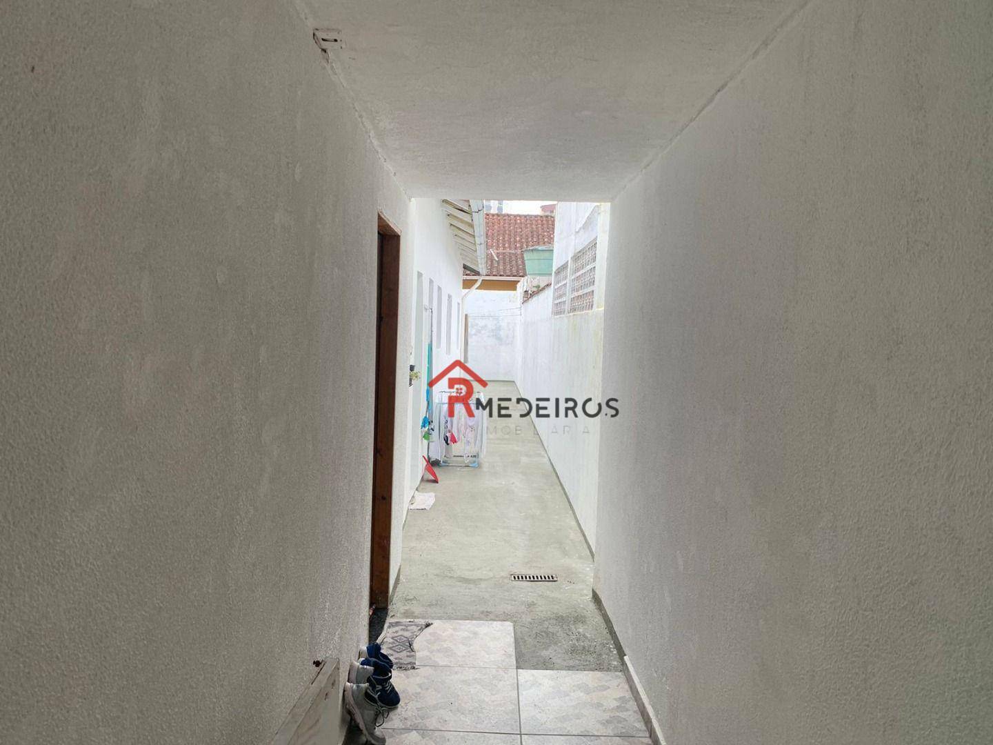 Casa à venda com 2 quartos, 75m² - Foto 16