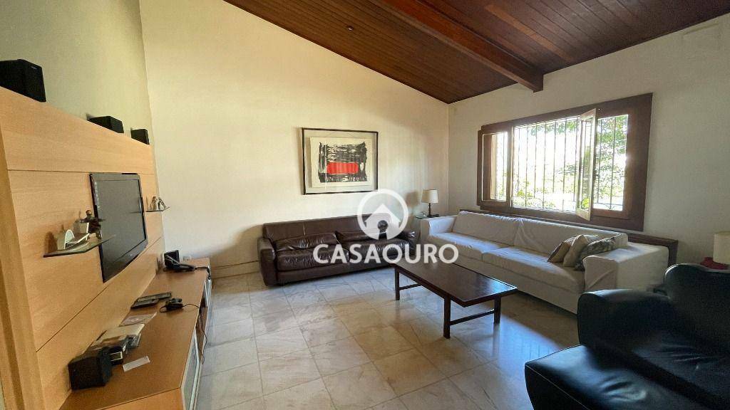 Casa à venda com 5 quartos, 750m² - Foto 7