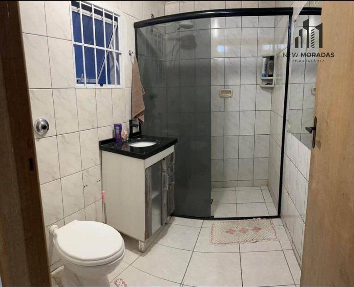 Casa à venda com 2 quartos, 60m² - Foto 5