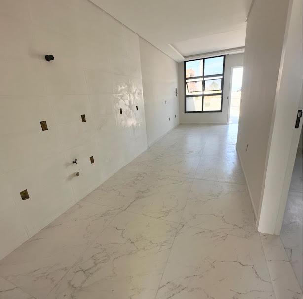 Casa à venda com 2 quartos, 65m² - Foto 1