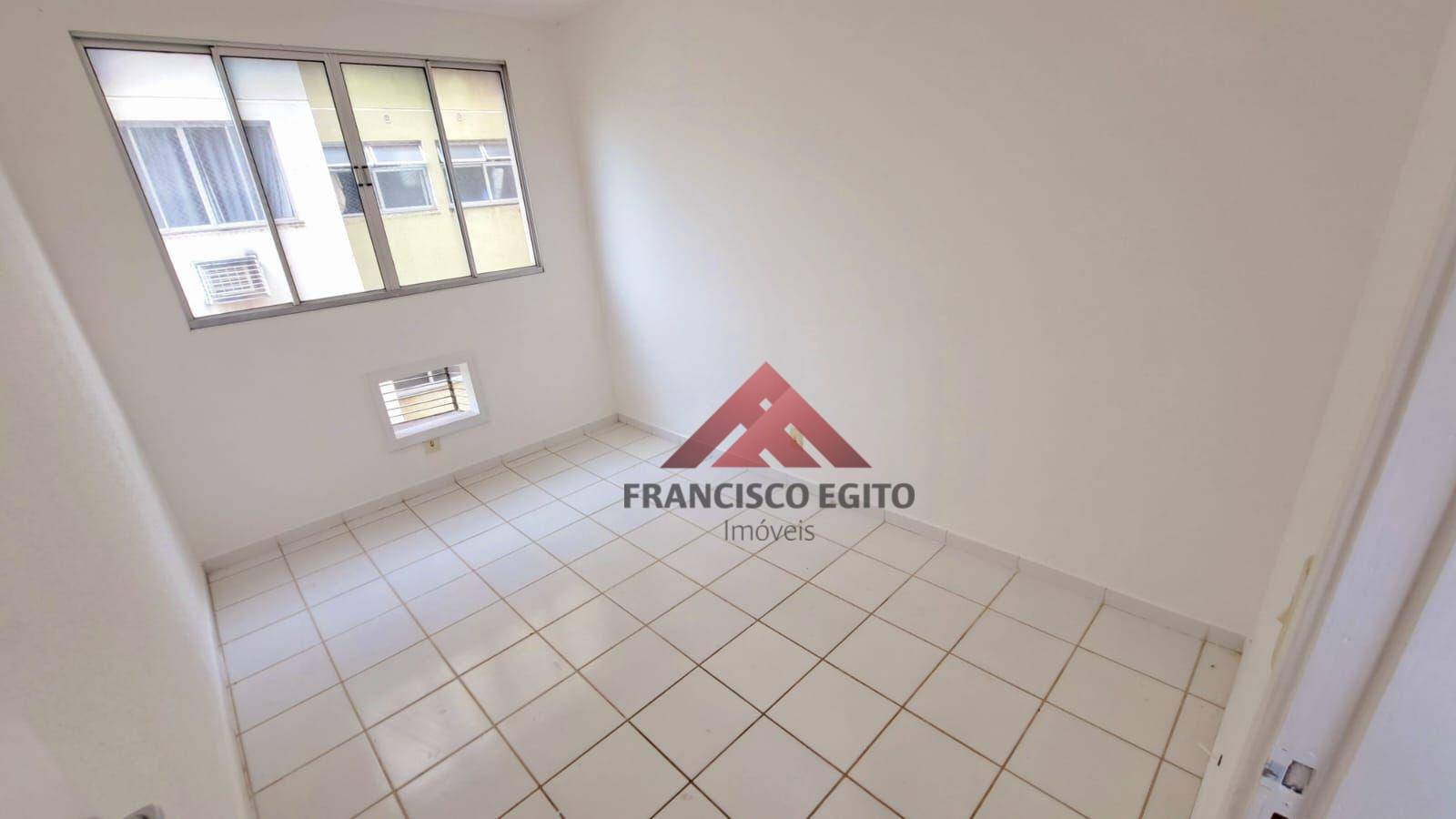 Apartamento para alugar com 3 quartos, 80m² - Foto 6