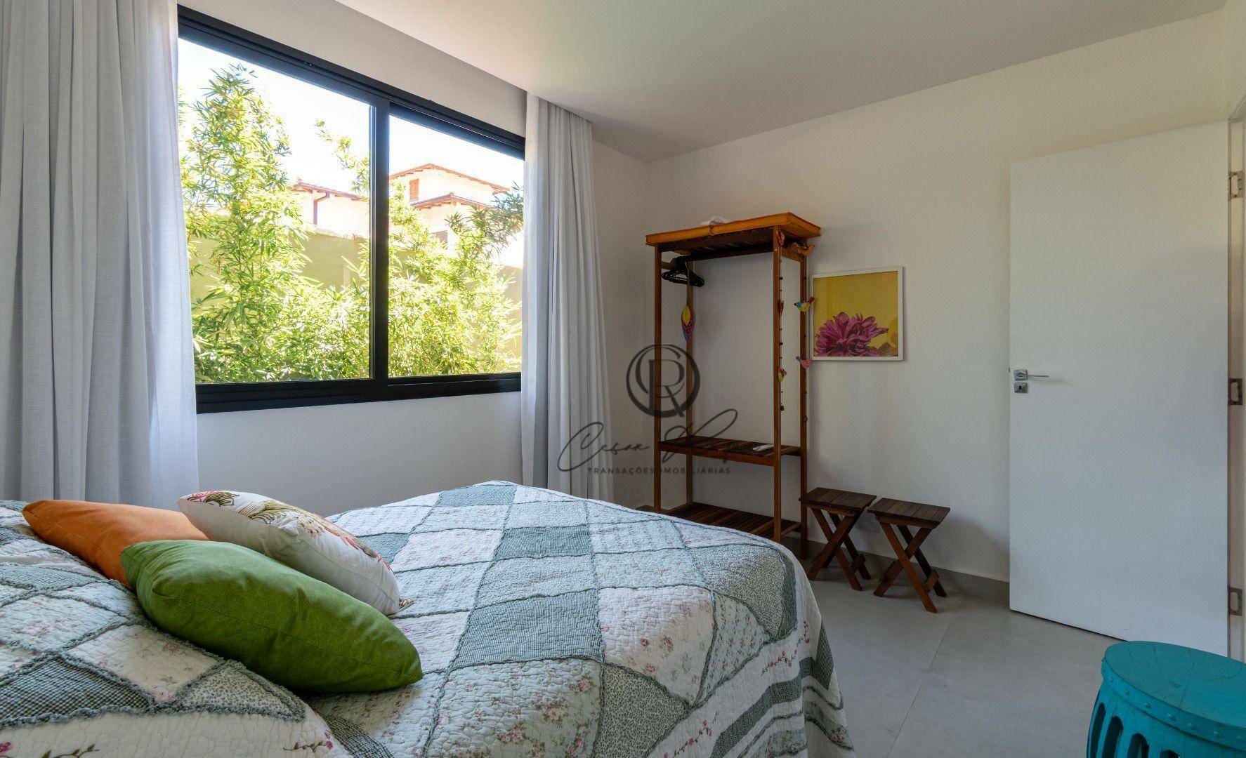 Casa à venda com 5 quartos, 300m² - Foto 13