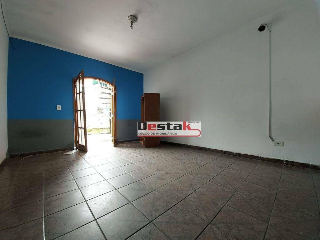 Sobrado à venda com 2 quartos, 200m² - Foto 11