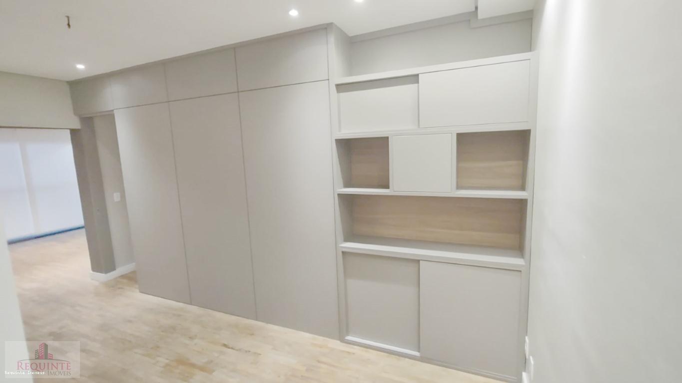 Apartamento à venda com 2 quartos, 65m² - Foto 22