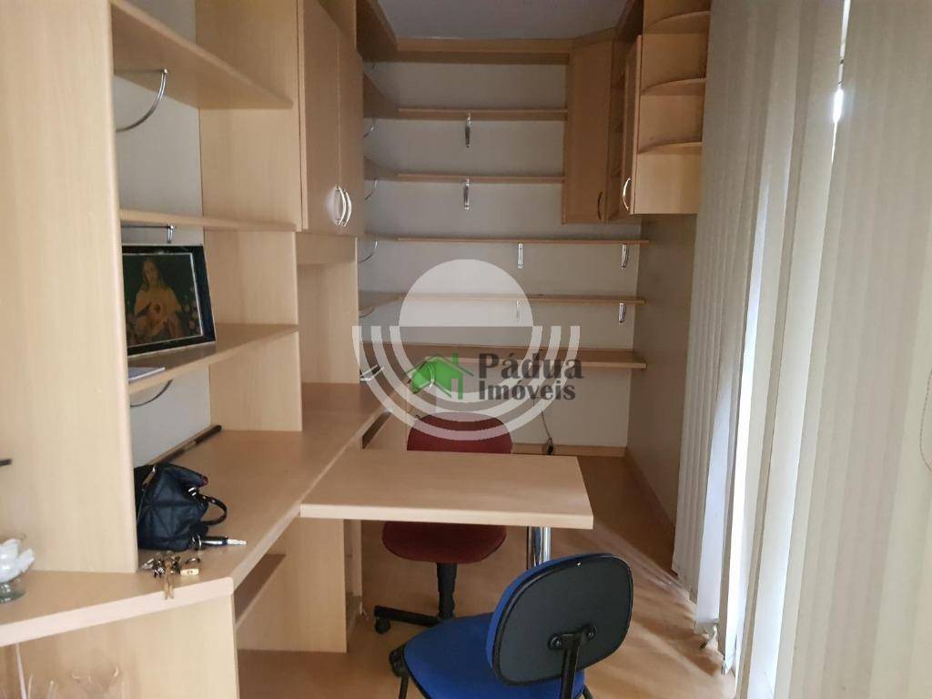 Casa à venda com 4 quartos, 250m² - Foto 22