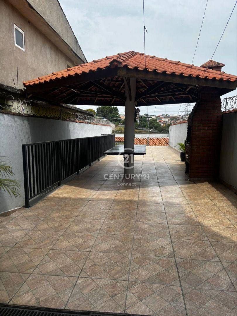 Casa, 3 quartos, 219 m² - Foto 2