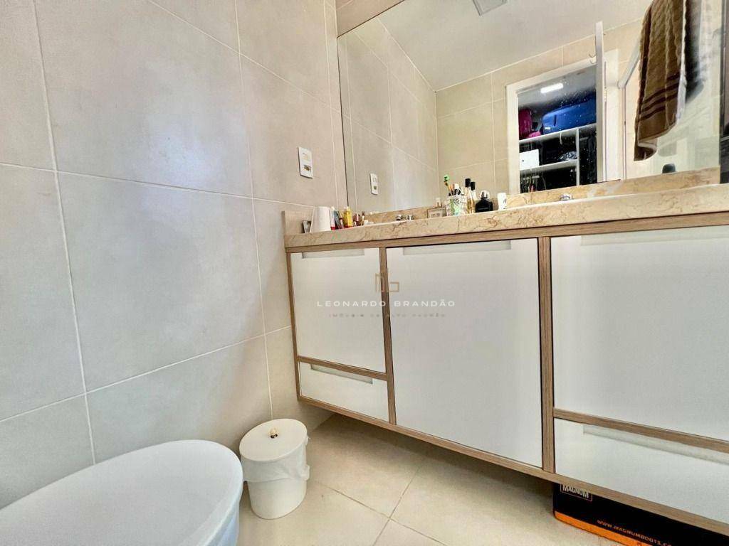 Casa de Condomínio à venda com 4 quartos, 165m² - Foto 29