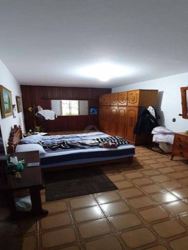 Sobrado à venda com 3 quartos, 274m² - Foto 13