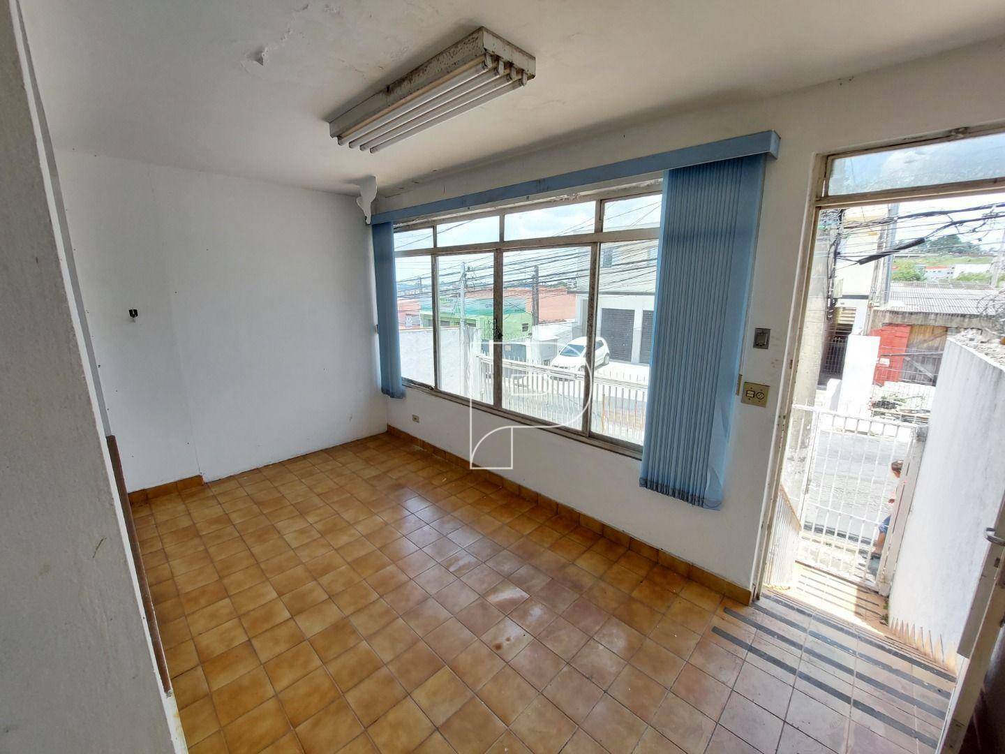 Casa à venda com 3 quartos, 147m² - Foto 4