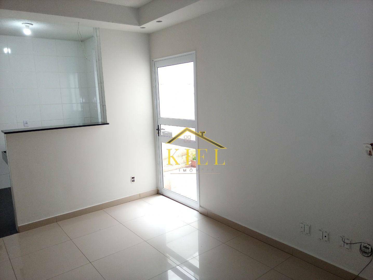 Apartamento à venda com 2 quartos, 41m² - Foto 3