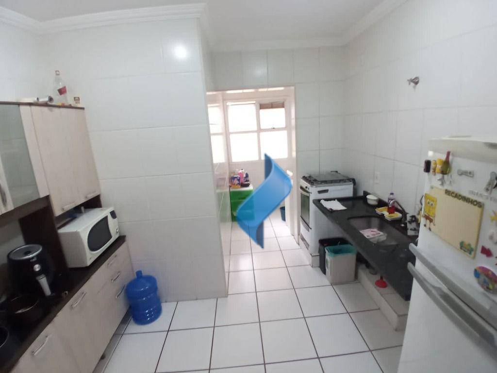 Apartamento à venda com 3 quartos, 73m² - Foto 3