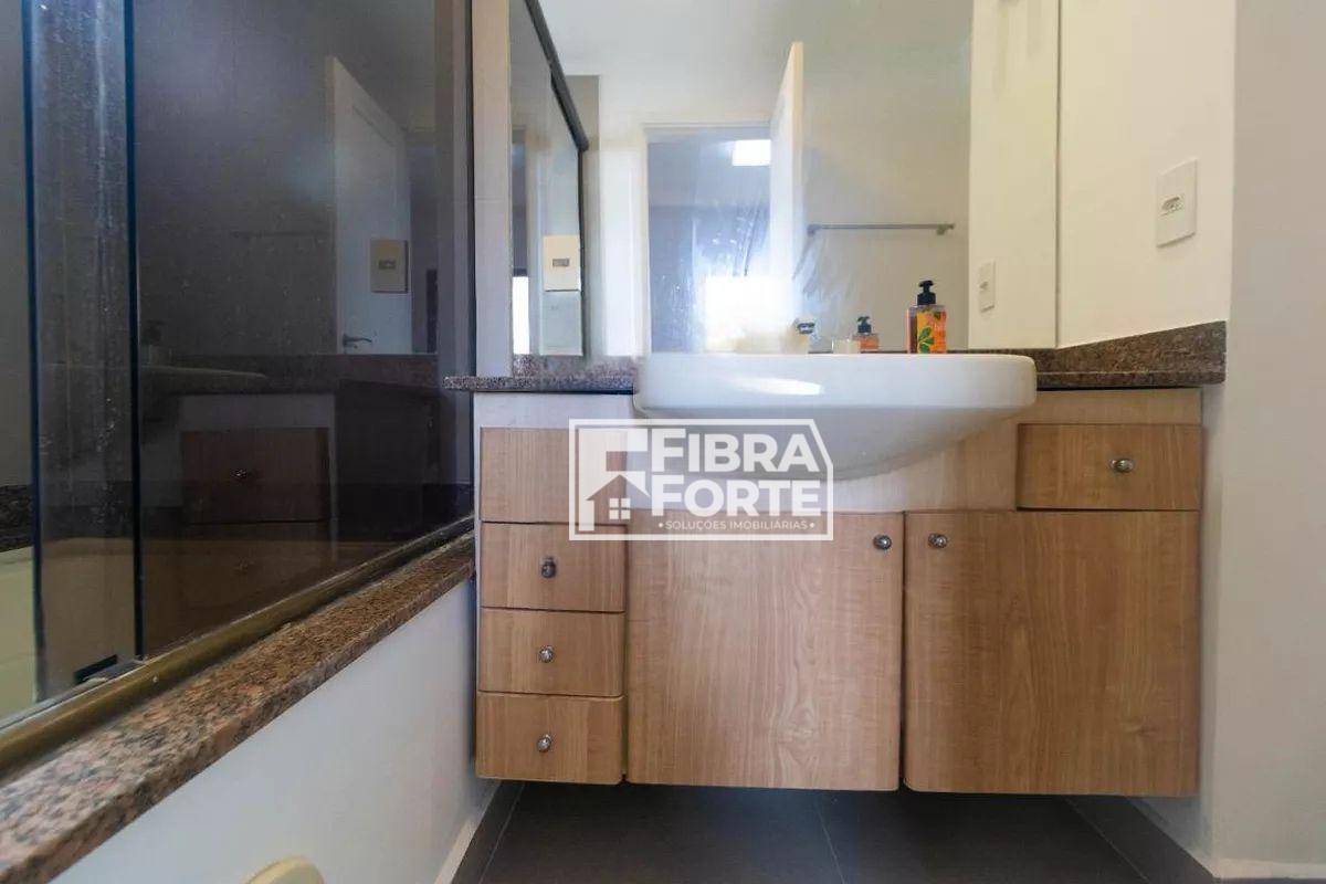 Apartamento à venda com 3 quartos, 145m² - Foto 65