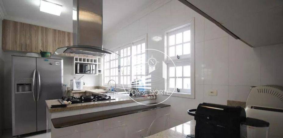 Casa à venda com 4 quartos, 370M2 - Foto 3