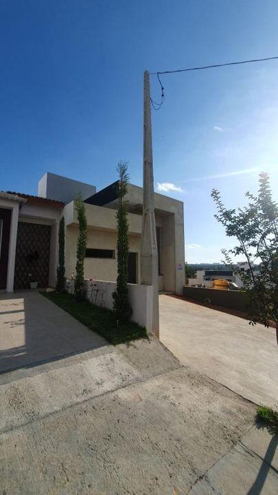 Casa de Condomínio à venda com 3 quartos, 110m² - Foto 1