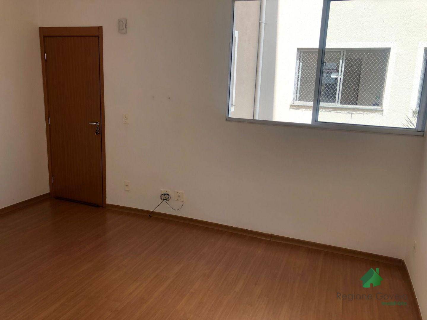 Apartamento à venda com 2 quartos, 55m² - Foto 2