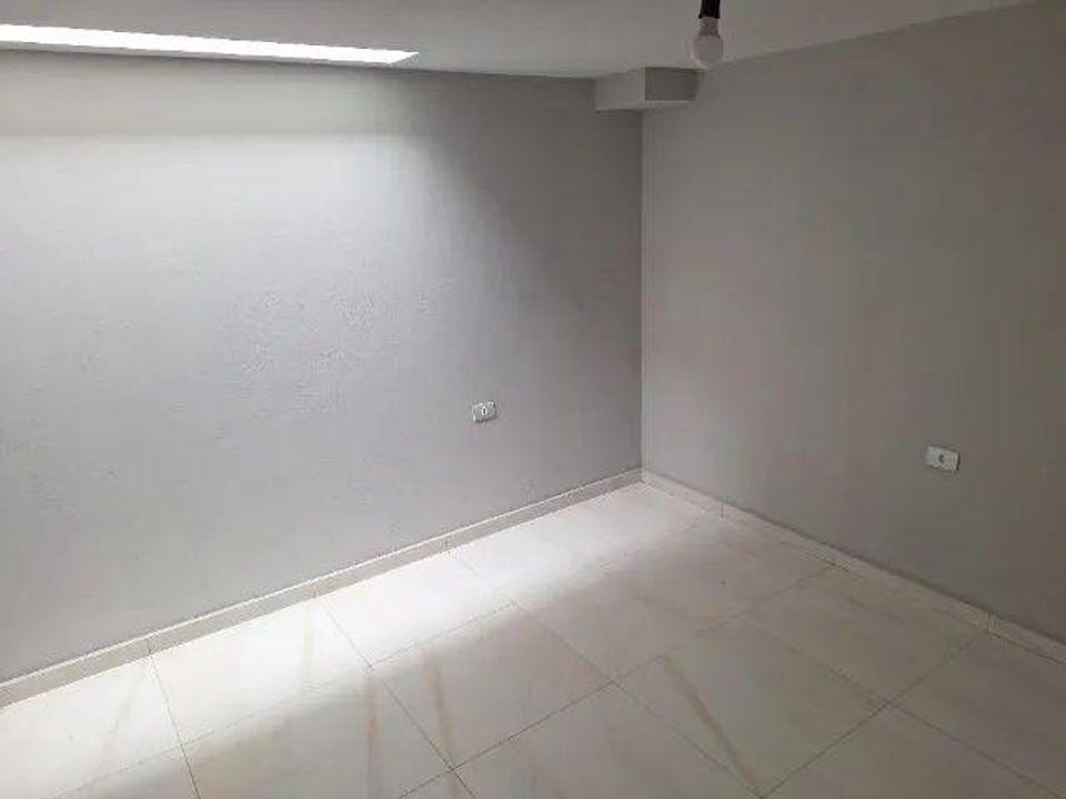 Casa à venda com 2 quartos, 90m² - Foto 8