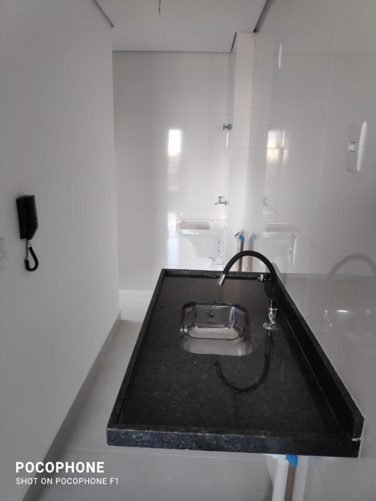 Apartamento à venda com 2 quartos, 40m² - Foto 11