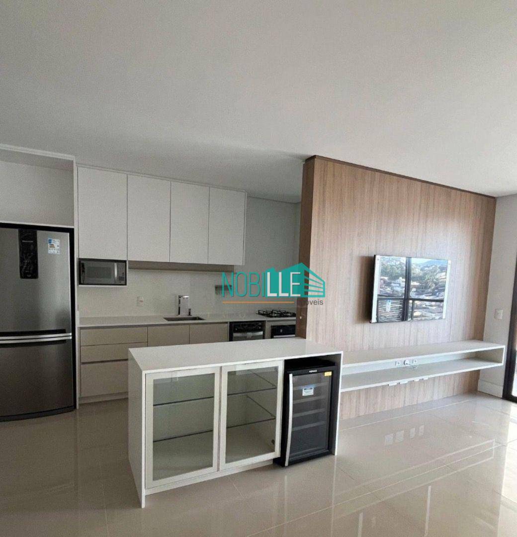 Apartamento à venda com 3 quartos, 120m² - Foto 4