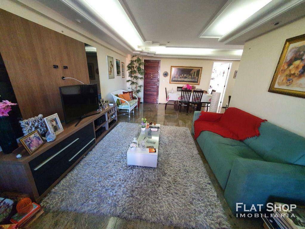 Apartamento à venda com 3 quartos, 124m² - Foto 4