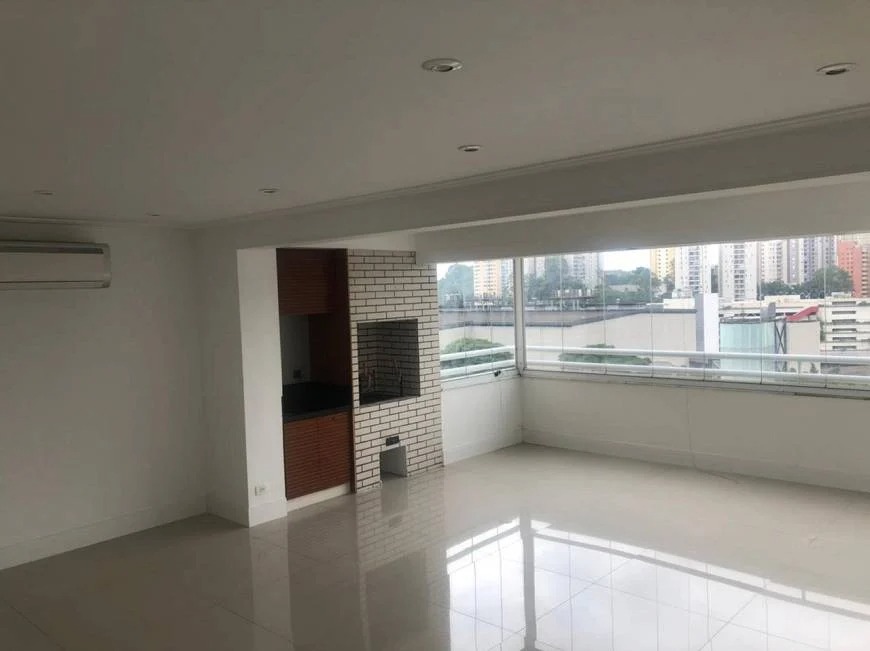 Apartamento à venda com 3 quartos, 124m² - Foto 4