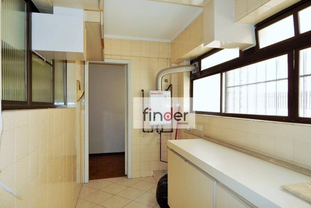 Apartamento à venda com 3 quartos, 155m² - Foto 17