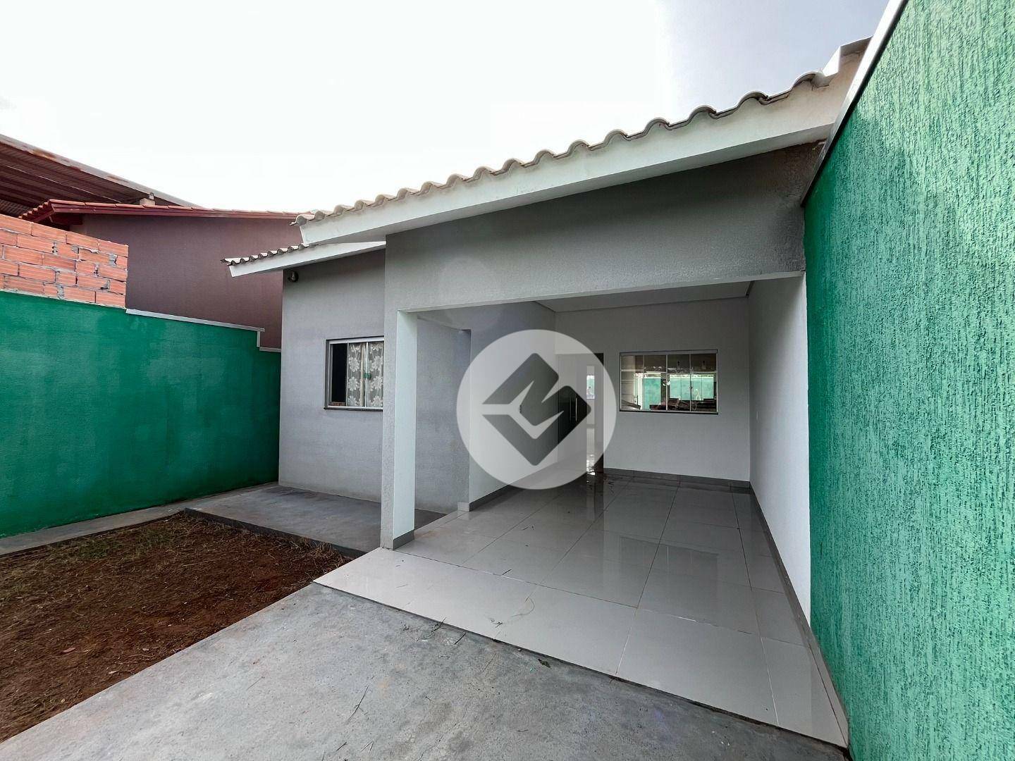 Casa à venda com 2 quartos, 88m² - Foto 1