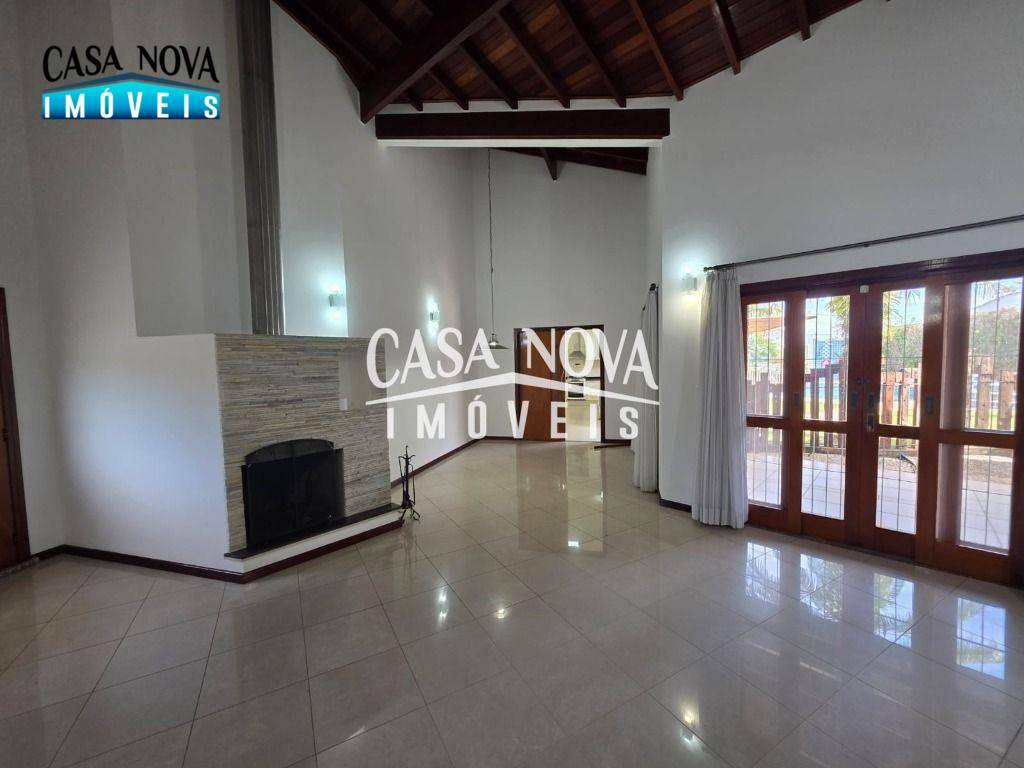 Casa de Condomínio para alugar com 3 quartos, 335m² - Foto 4