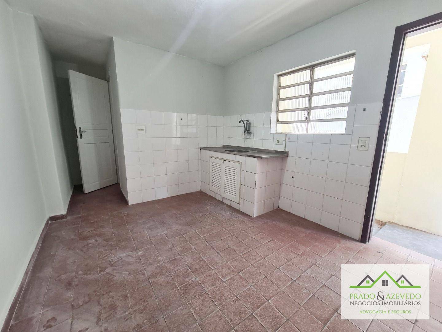 Casa para alugar com 1 quarto, 40m² - Foto 8