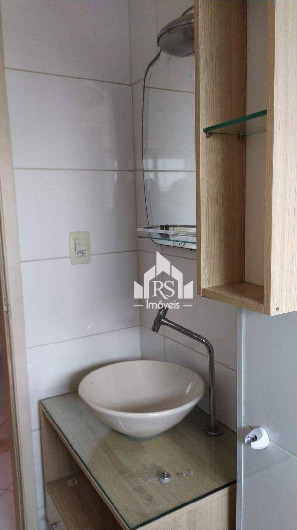 Apartamento à venda com 2 quartos, 70m² - Foto 11