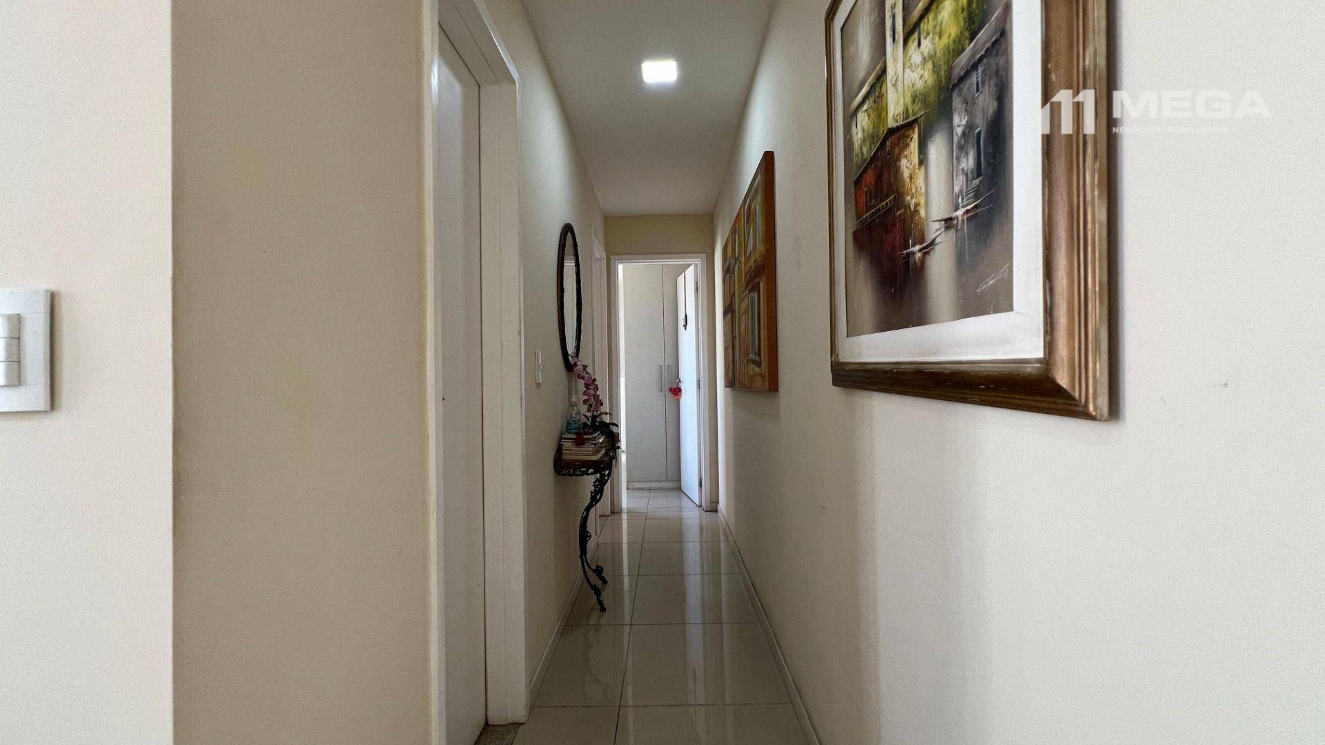 Apartamento à venda com 2 quartos, 70m² - Foto 12