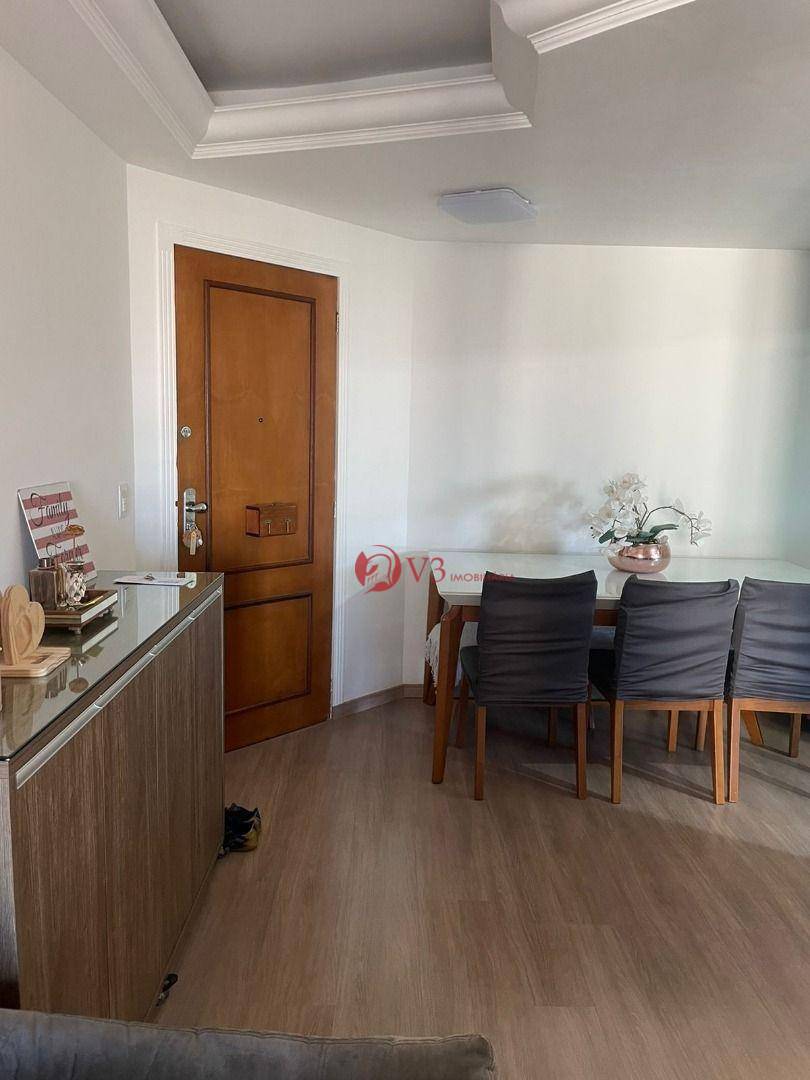 Apartamento à venda com 2 quartos, 70m² - Foto 6