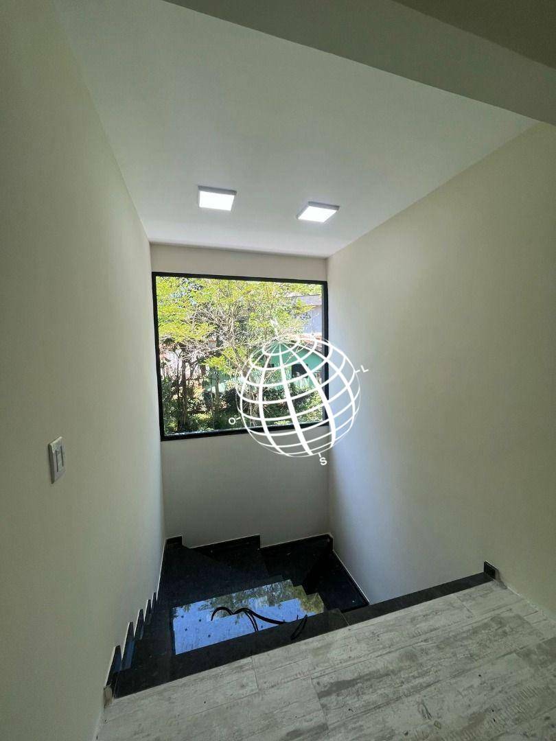 Casa à venda com 3 quartos, 110m² - Foto 15