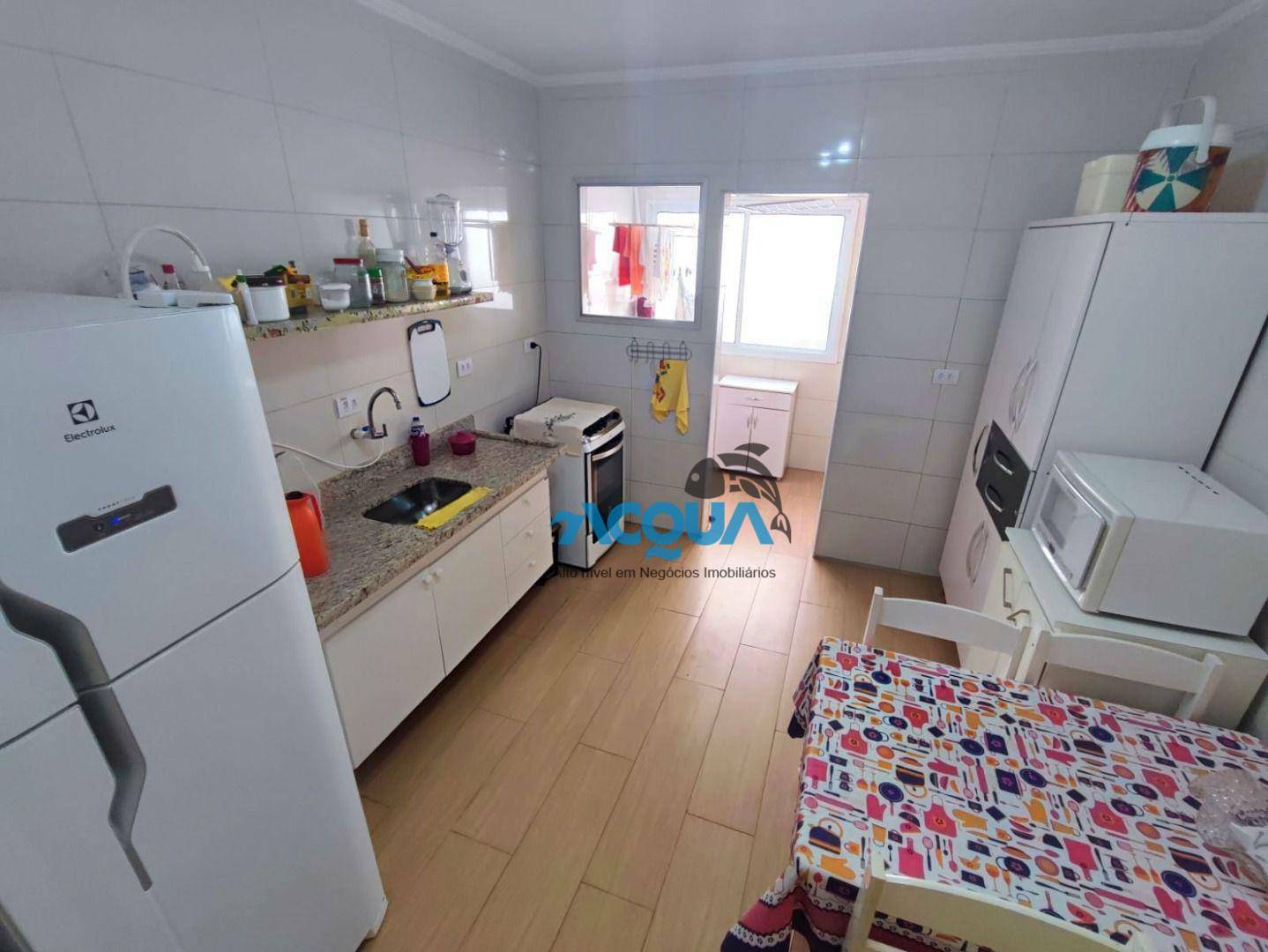 Apartamento à venda com 2 quartos, 78m² - Foto 4