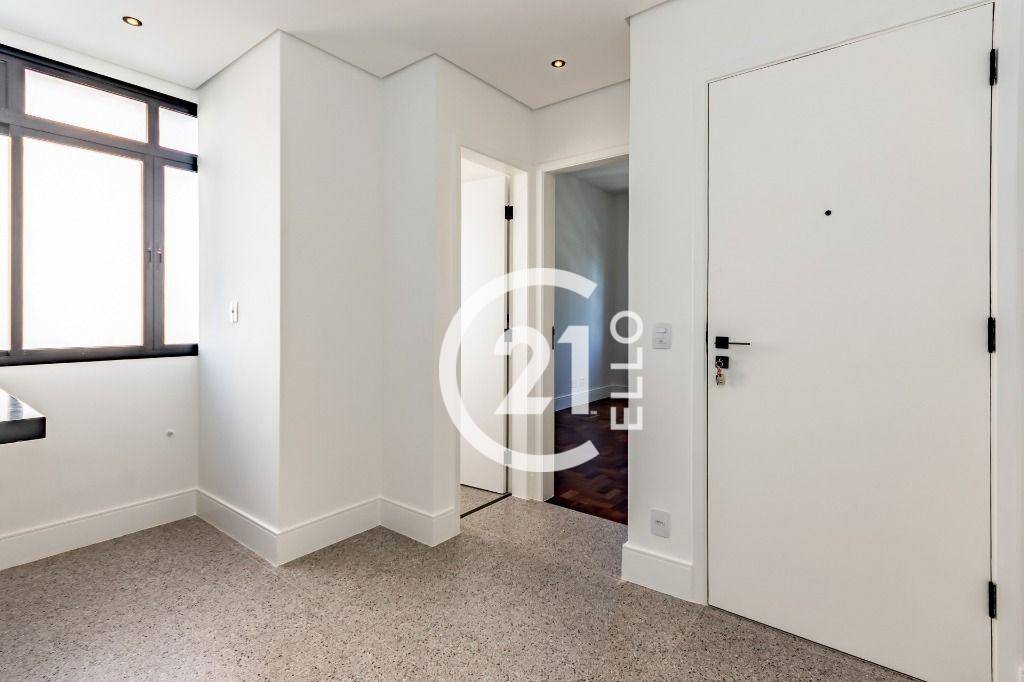 Apartamento à venda com 3 quartos, 212m² - Foto 30