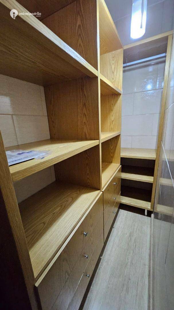 Casa à venda com 6 quartos, 400m² - Foto 52