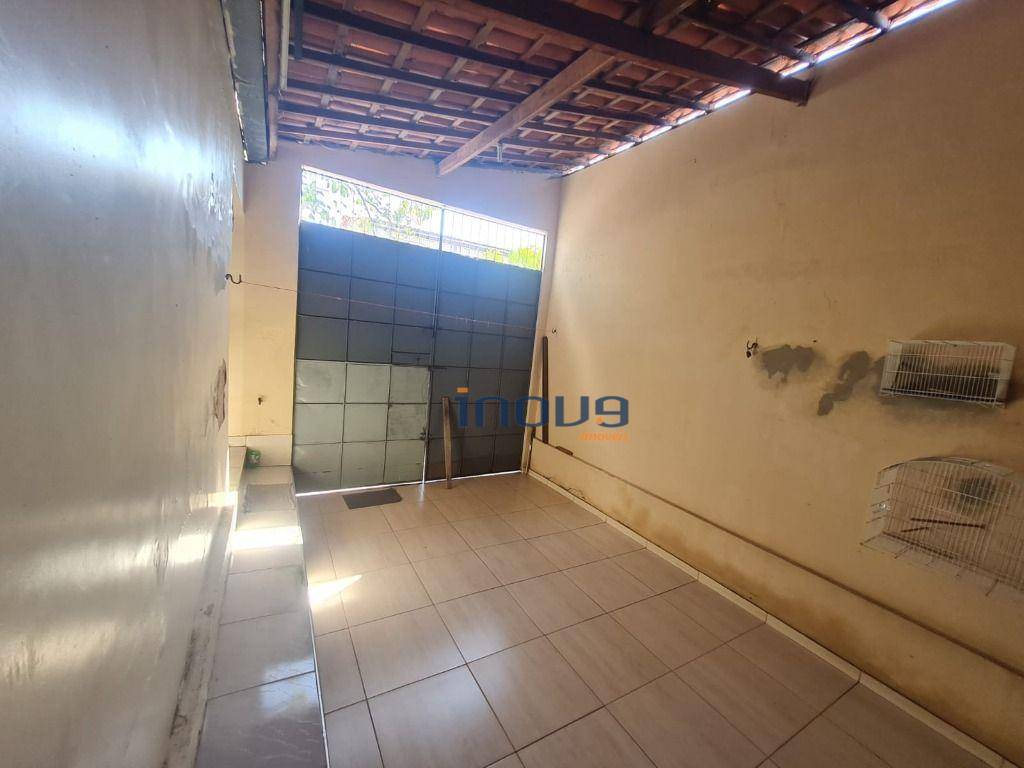 Casa à venda com 3 quartos, 220m² - Foto 23