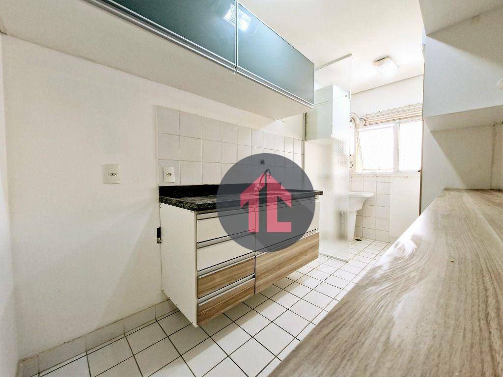 Apartamento à venda com 3 quartos, 75m² - Foto 6