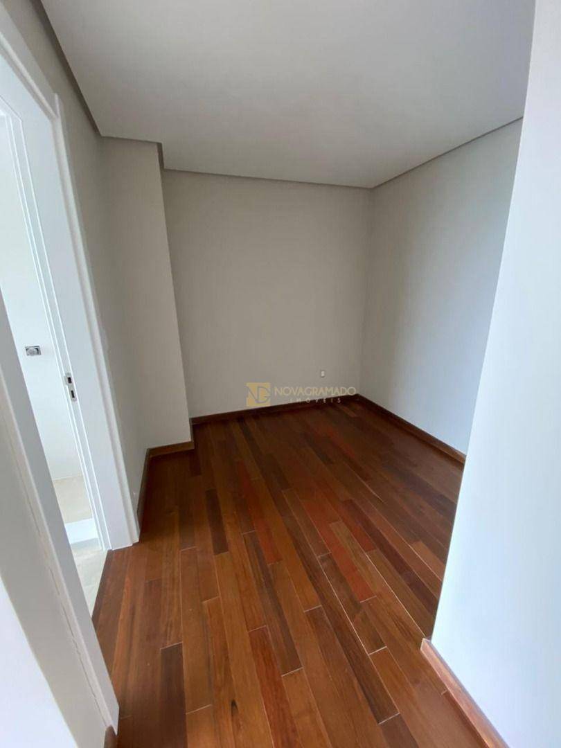 Apartamento à venda com 3 quartos, 172m² - Foto 4