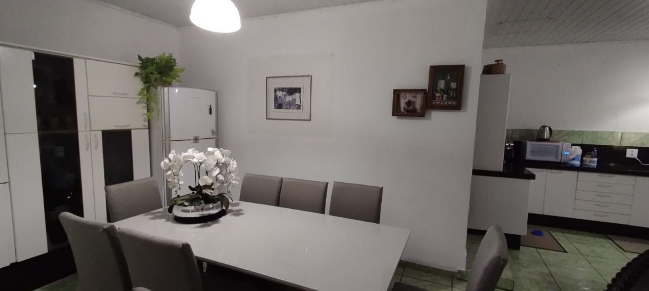 Casa à venda com 3 quartos, 168m² - Foto 7