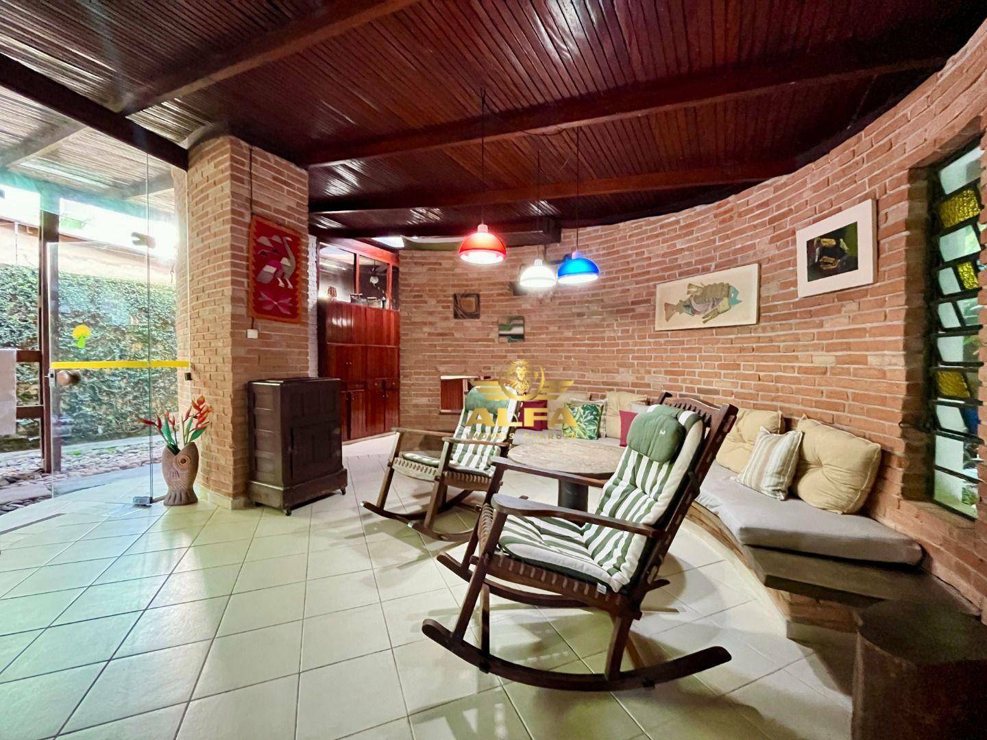 Casa à venda com 4 quartos, 150m² - Foto 4