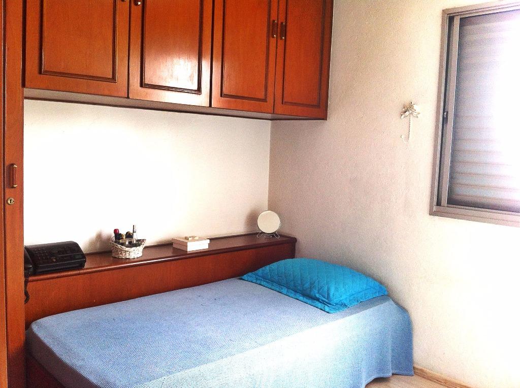 Apartamento à venda com 3 quartos, 86m² - Foto 4