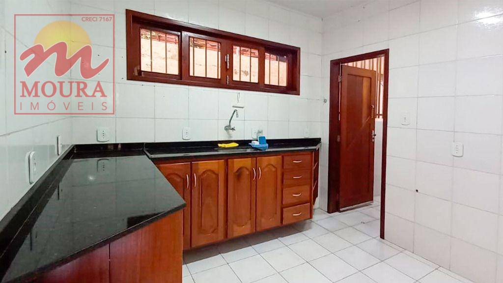 Casa à venda com 4 quartos, 280m² - Foto 10